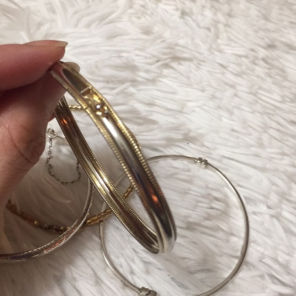 Bracelets - Picture 4 of 4